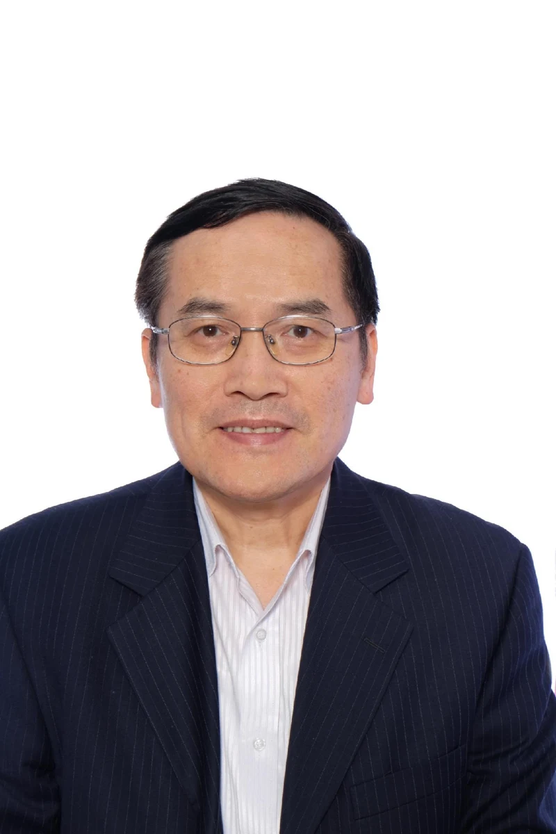 Portrait of Dr. Steve Chen